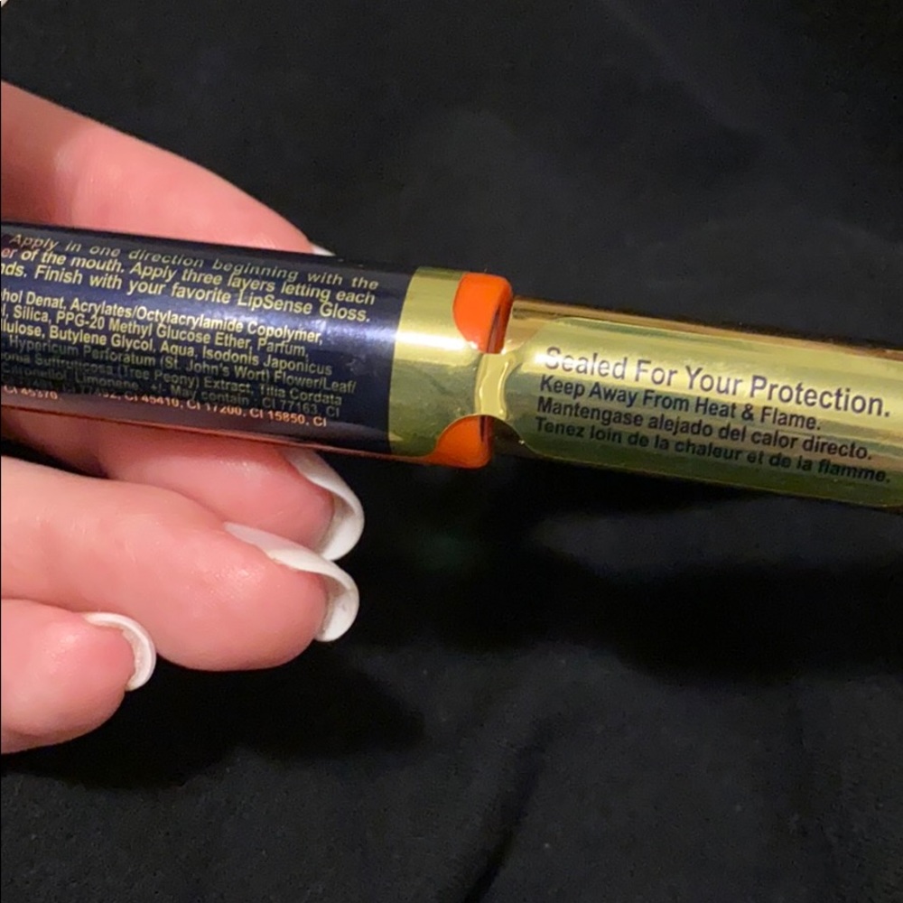 Lipsense Samon - Picture 2 of 2
